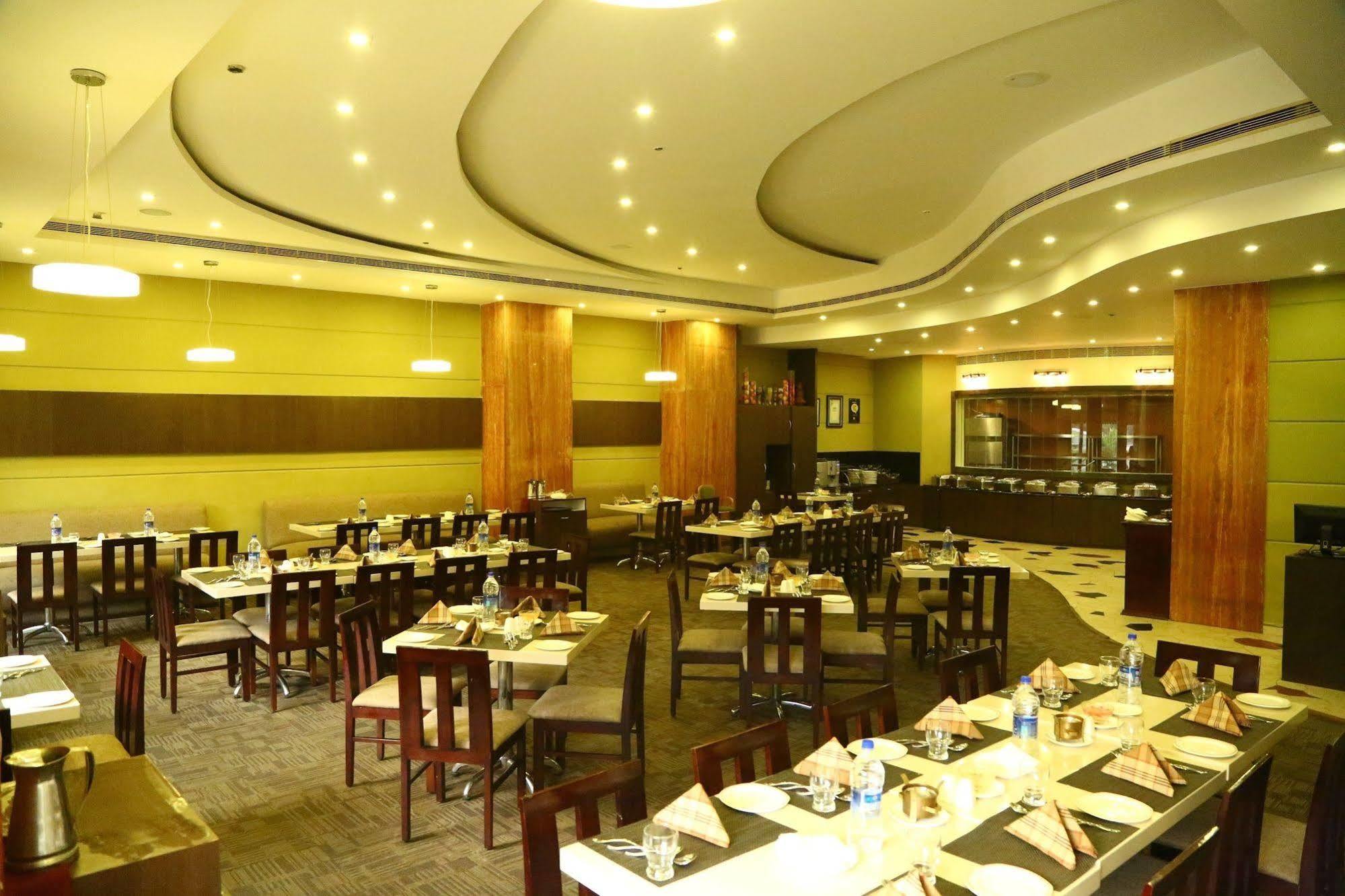 Regenta Central Deccan Chennai, Royapettah Kültér fotó