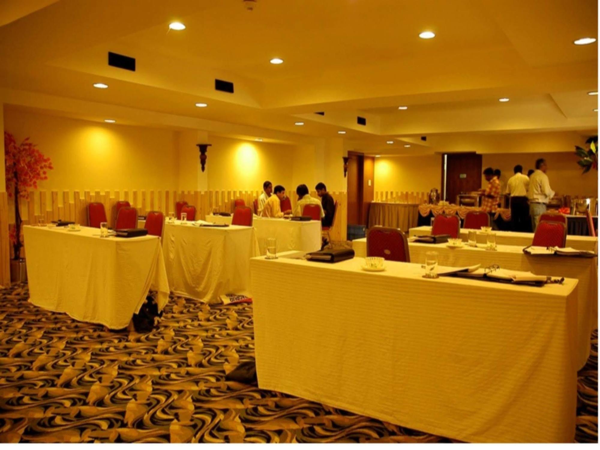 Regenta Central Deccan Chennai, Royapettah Kültér fotó